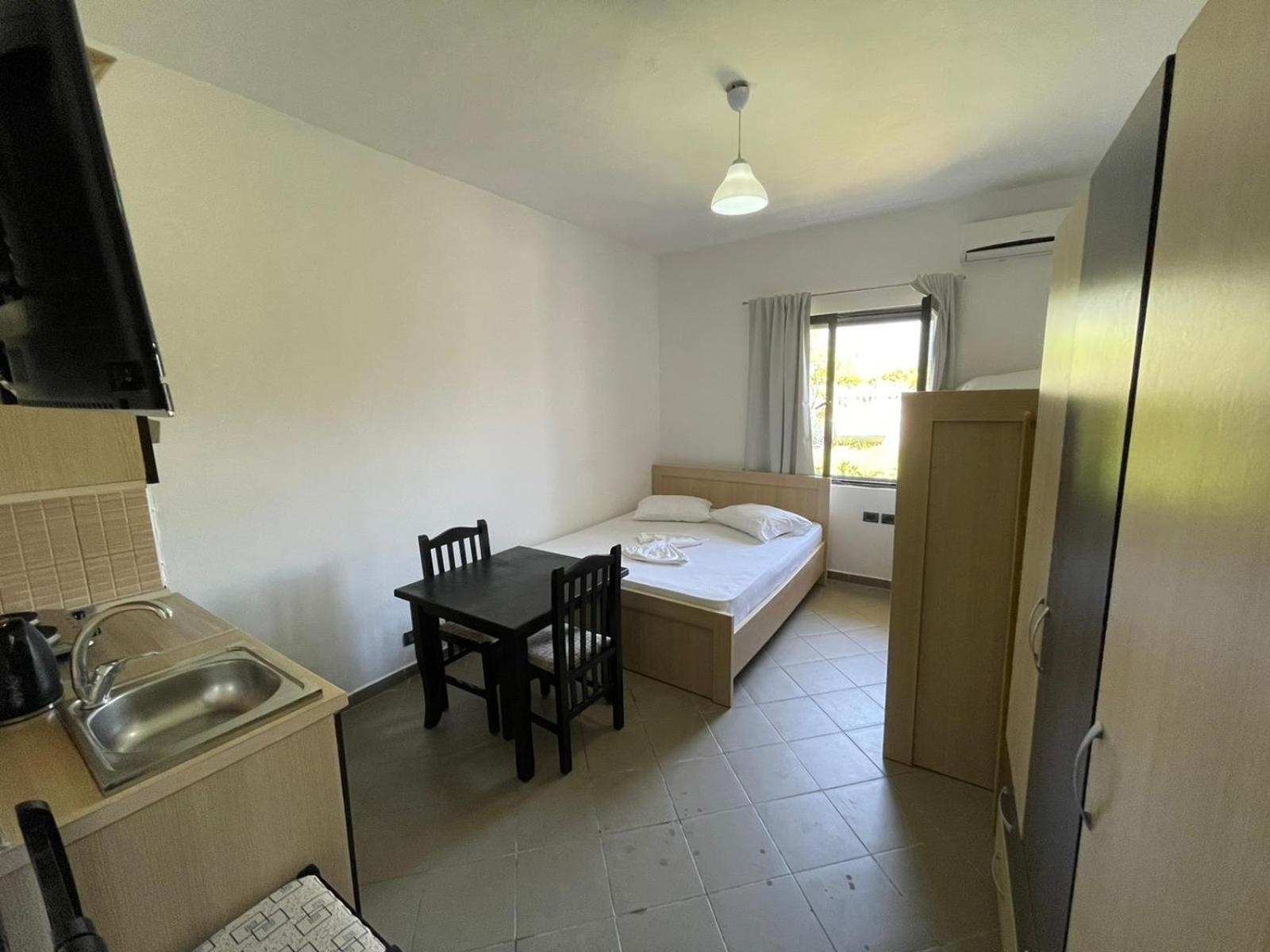 Karaburun Sunset Beach Apartment Orikum Room photo